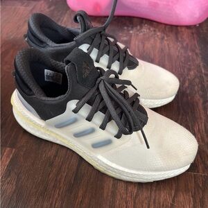 adidas White and Black Trainer with Subtle Yellow Accent